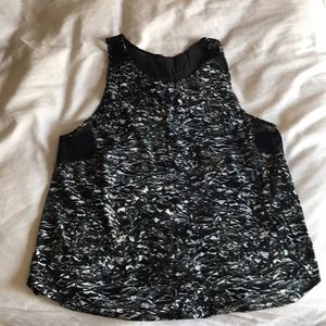 Like new lululemon sculpt tank